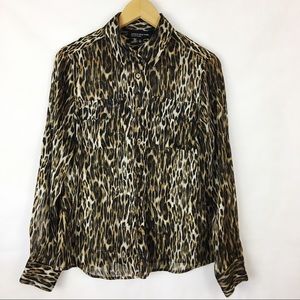 Jones New York cheetah animal print button blouse